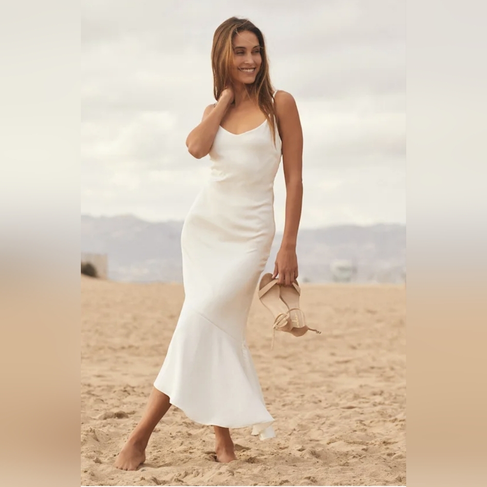Elegant White Maxi Dress